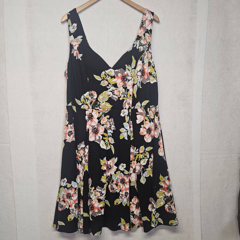 Torrid Black Floral Dress Sweetheart Neckline Skater Dress size 18